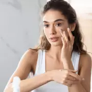 Viral Jelly Beauty Blender Takes Social Media by Storm – Here's Why Everyone's Obsessed