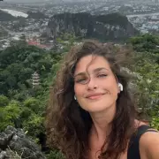 Woman Left Unable to Sit Up After Botched Cosmetic Surgery in Turkey