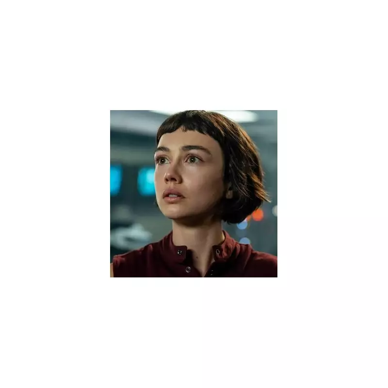 Alien Star Sydney Chandler Opens Up About Famous Father and Unique Upbringing