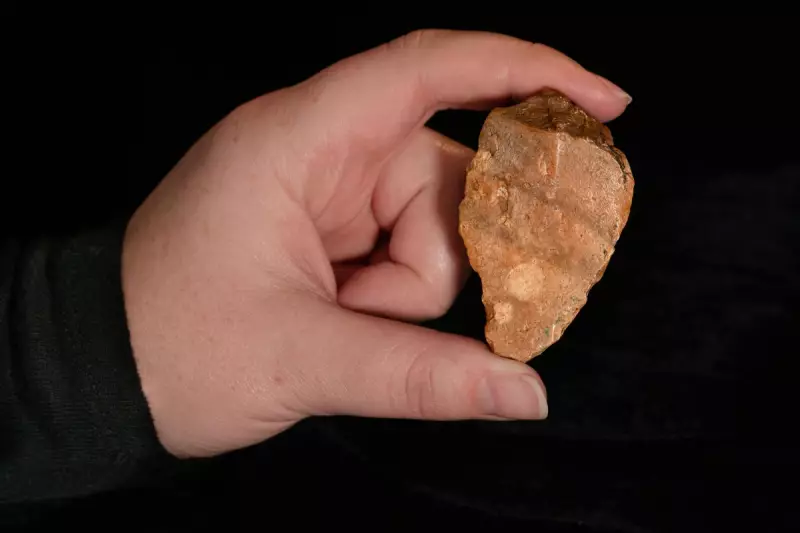 Ancient 'Hobbit' Humans: New Clues Reveal Mysterious Origins of Indonesia's Tiny Homo Floresiensis