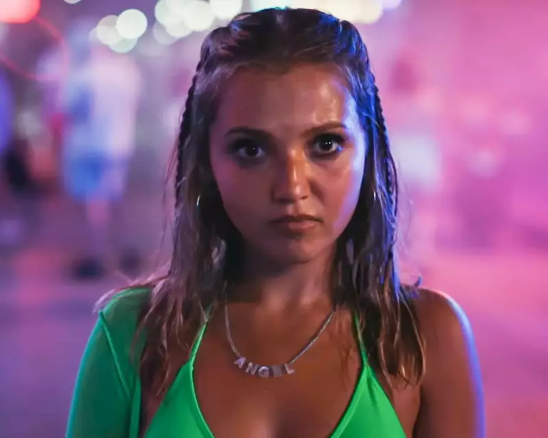 Cinemas Fight UK Heatwave: 'Sunburn Cinema' Offers Free Ice Cream & Air-Con