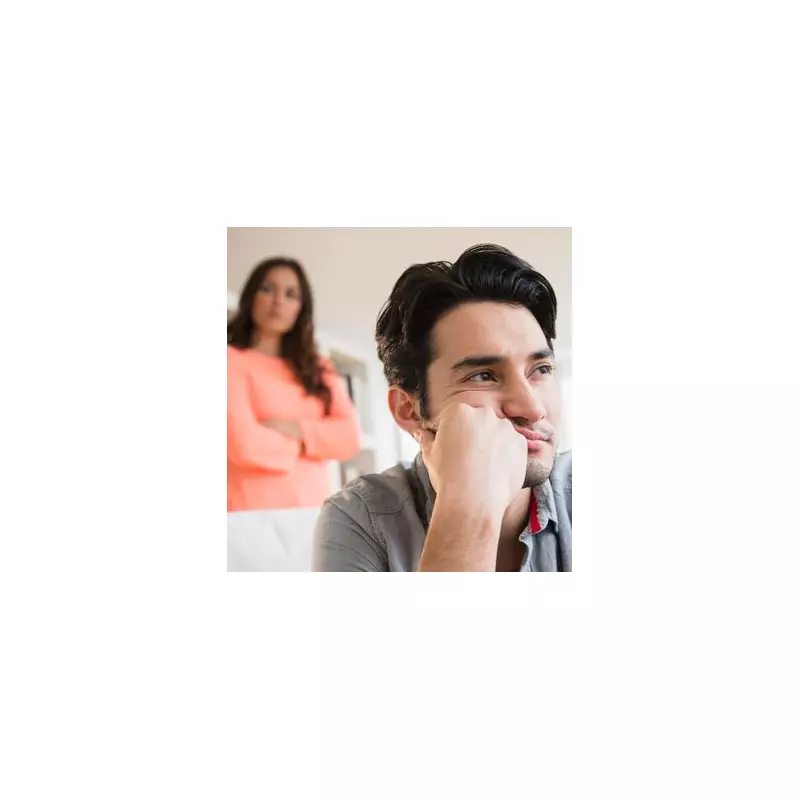 Dating Expert Reveals 3 Red Flags That Show Your Partner Isn't Right For You