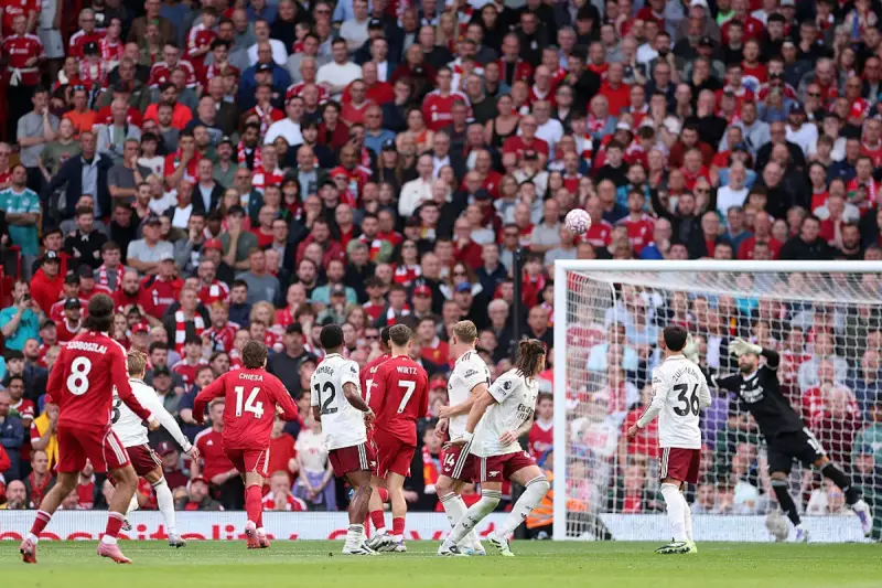 David Raya Slams New Premier League Ball After Liverpool Free-Kick Fiasco | Goalkeeper's Fury