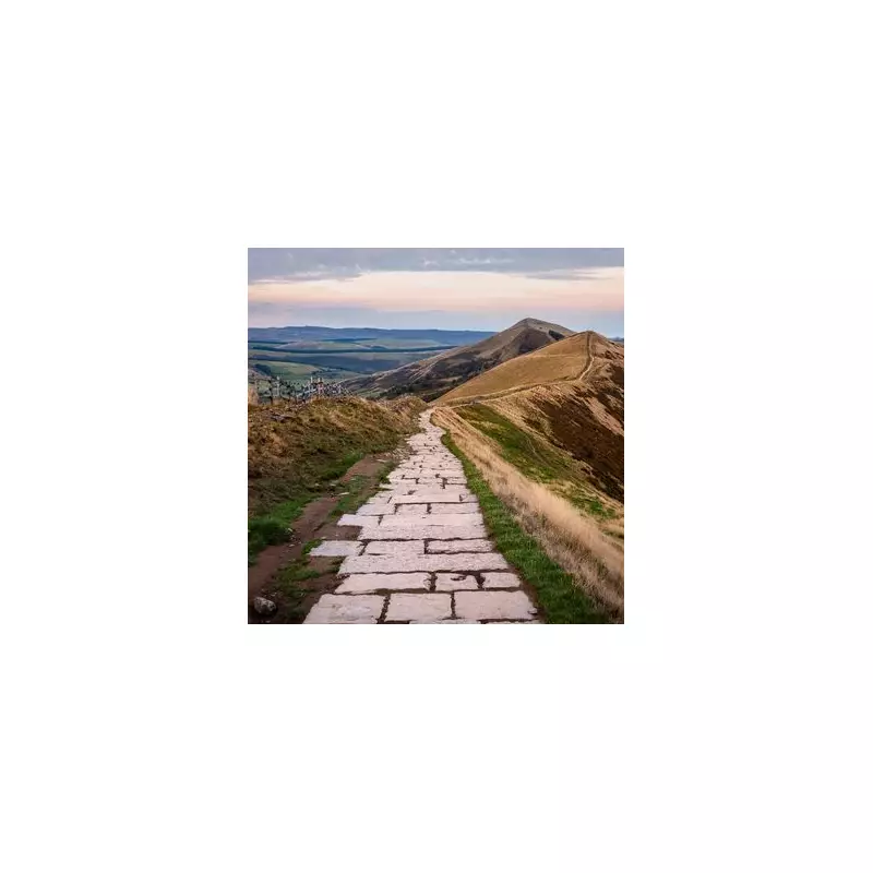 Escape to the Peaks: Mam Tor Named UK's Best Walk for 2024 | Stunning Views & Easy Route