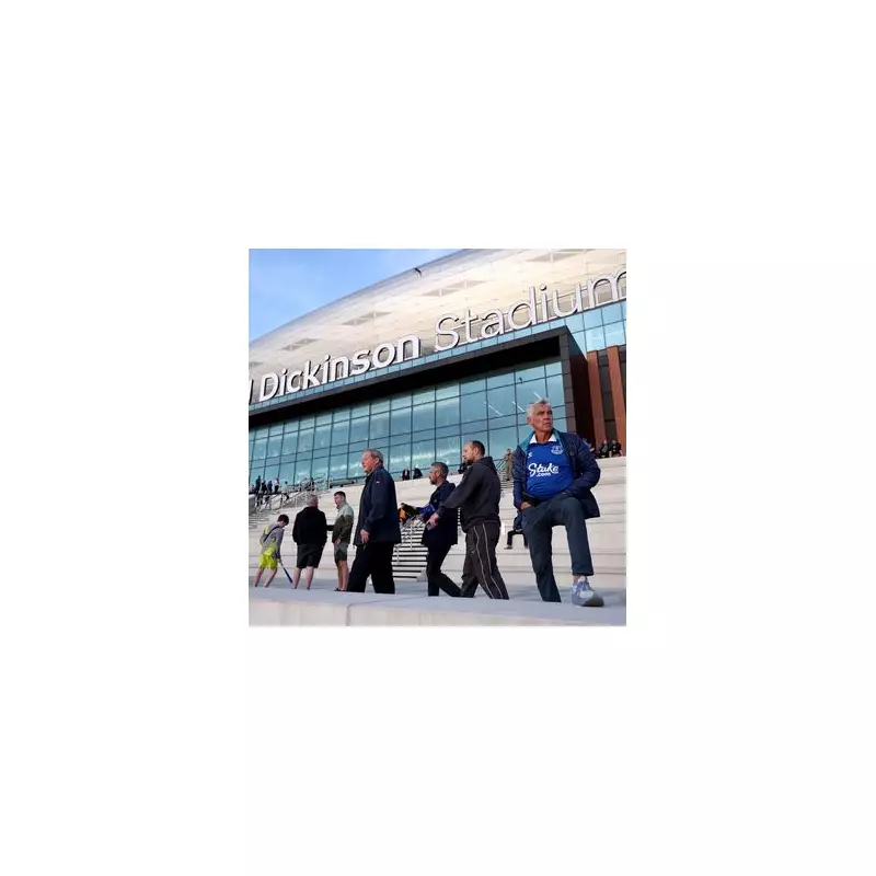 Everton vs Mansfield FA Cup Clash Delayed After Stadium Incident | Mirror Football