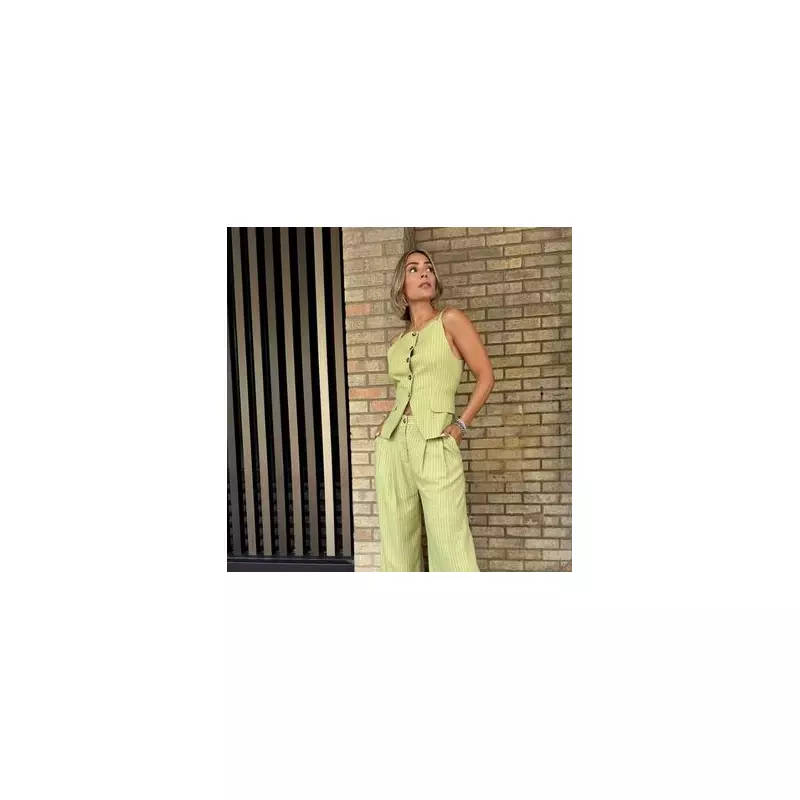 Frankie Bridges' Waterproof Games Were a Hit – Here's Why You Need Them