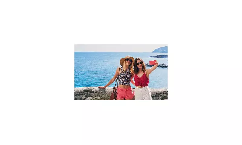 Gen Z's Bank Holiday Splurge: How Young Brits Are Blowing Their Budgets