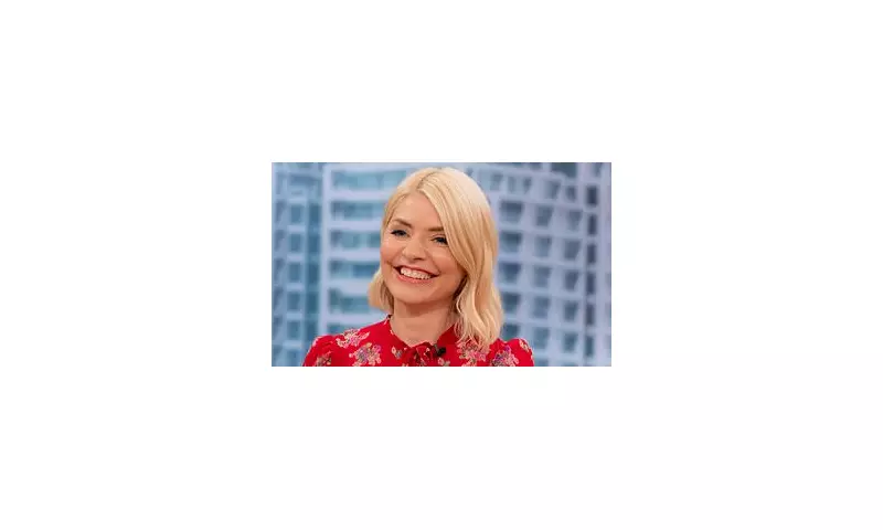 Holly Willoughby Unveils Stunning Hair Transformation For Wylde Moon Campaign | Daily Mail