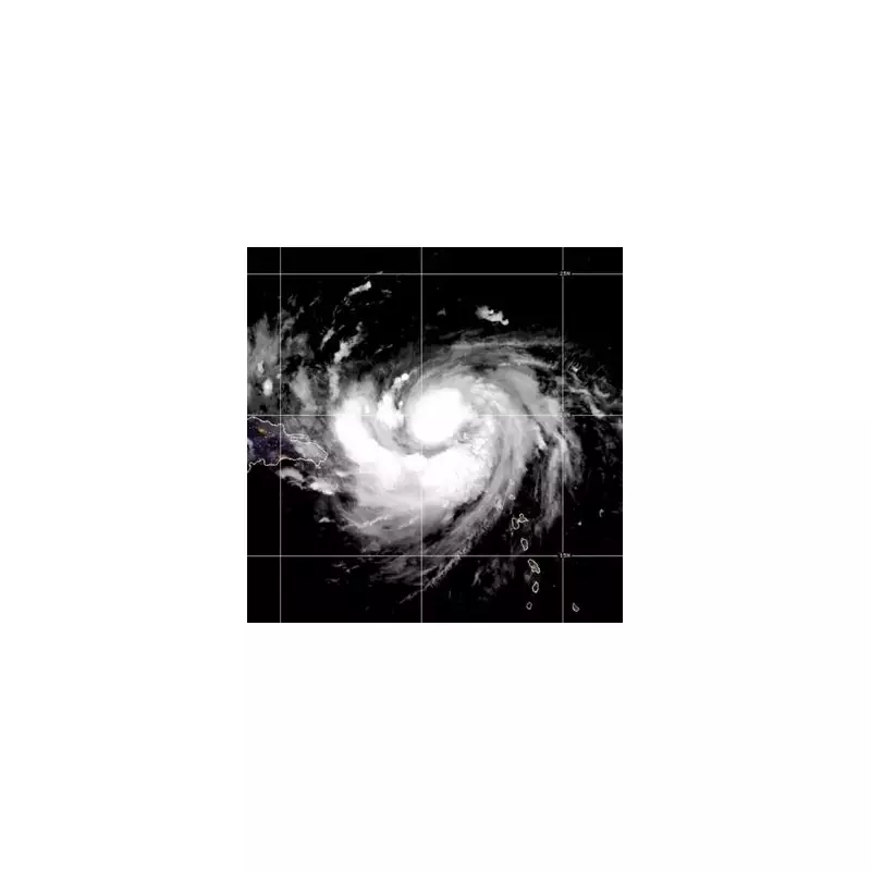 Hurricane Erin Tracker: Latest Maps Show Storm's Path and Potential UK Impact