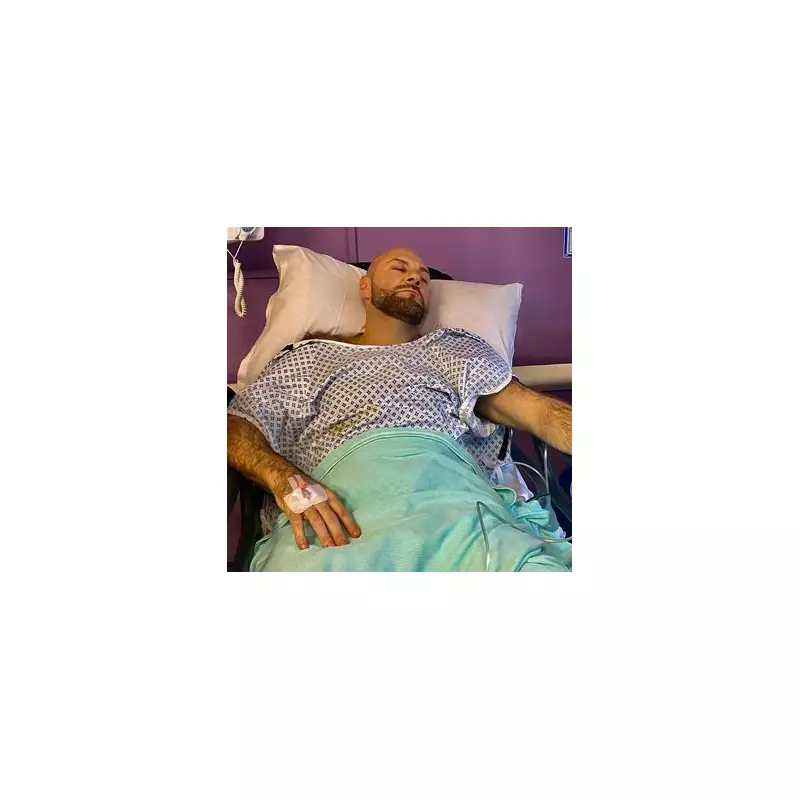 I Struggled to Eat a Sandwich at Work Due to My Debilitating Condition – Here's My Story