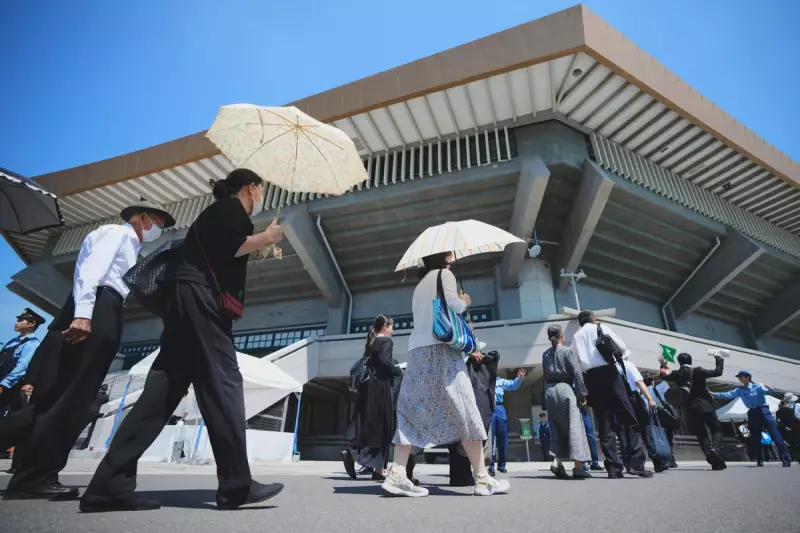 Japan's Rising Political Star Shinjiro Koizumi Sparks Controversy with Yasukuni Shrine Visit