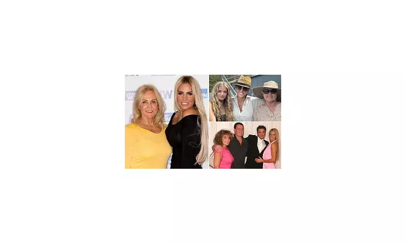 Katie Price's Terminally Ill Mother Amy Delivers Damning Verdict on Peter Andre | 'He's Not There For His Children'