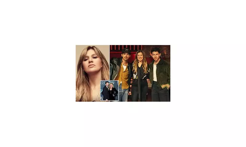 Kelly Clarkson's Talk Show Delayed Following Sudden Death of Ex-Husband Brandon Blackstock