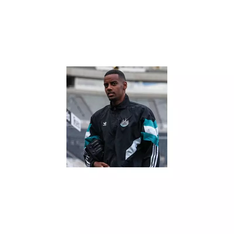 Liverpool Eye Alexander Isak as Potential Replacement for Darwin Nunez