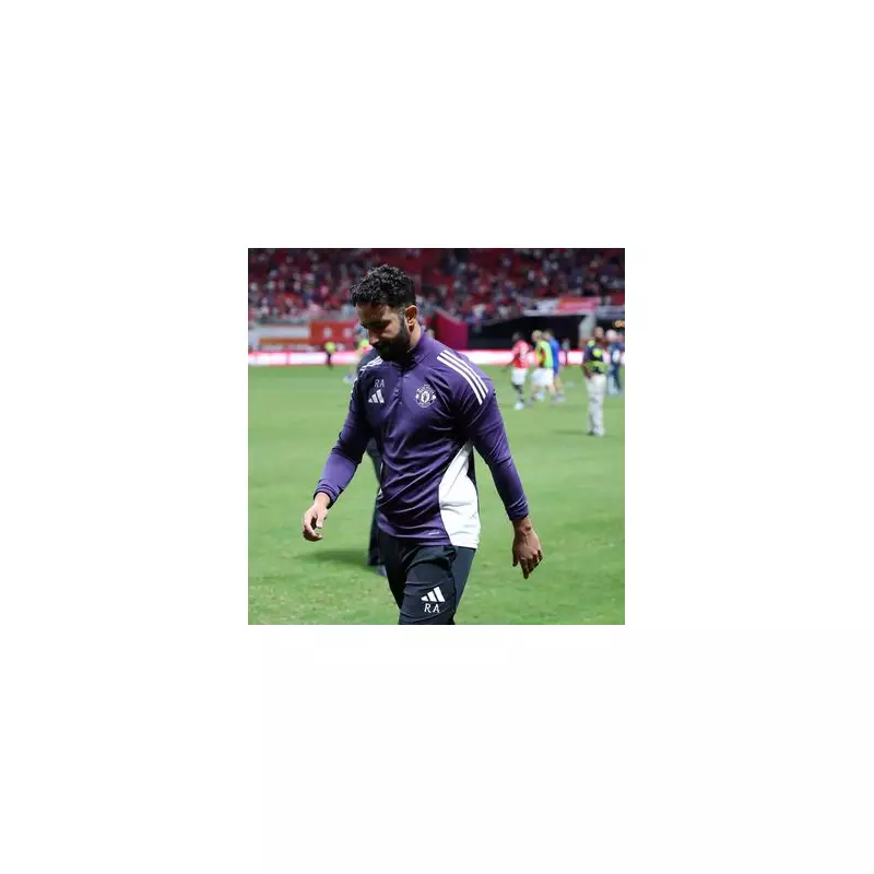 Manchester United Eye Sensational Double Swoop for Benjamin Sesko and Carlos Baleba