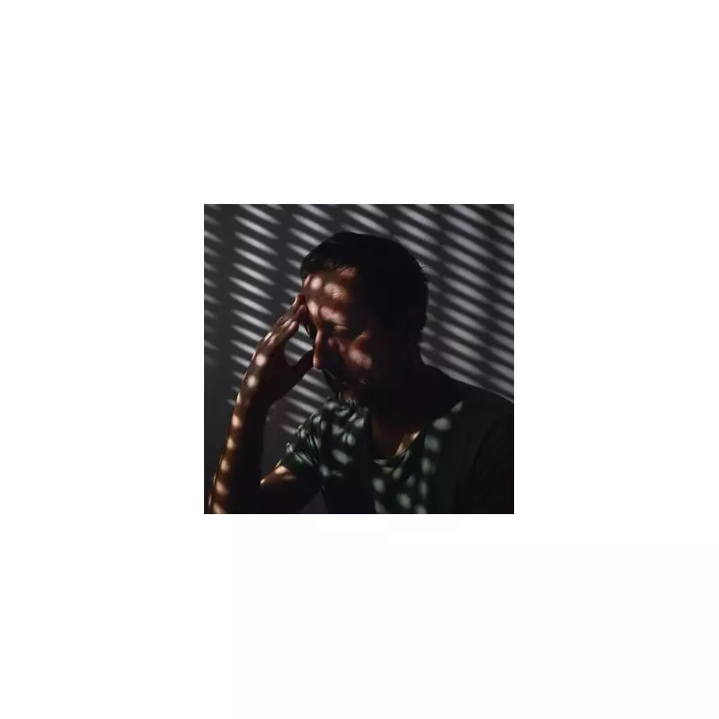 Optician's Urgent Warning: The Hidden Danger of 'Floaters' in Your Vision