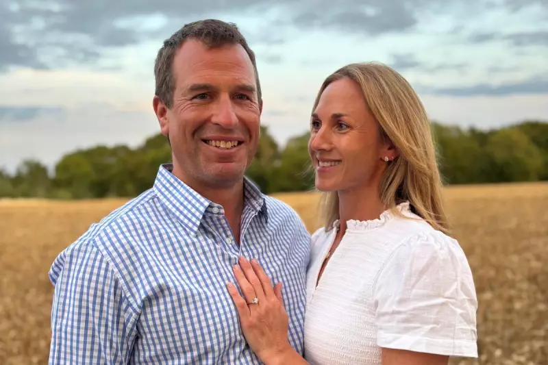 Peter Phillips, Queen Elizabeth's Grandson, Announces Engagement to Harriet Sperling
