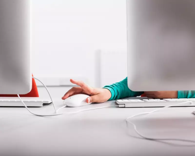 PwC Implements Traffic Light System to Monitor UK Office Attendance – Is Your Workplace Next?