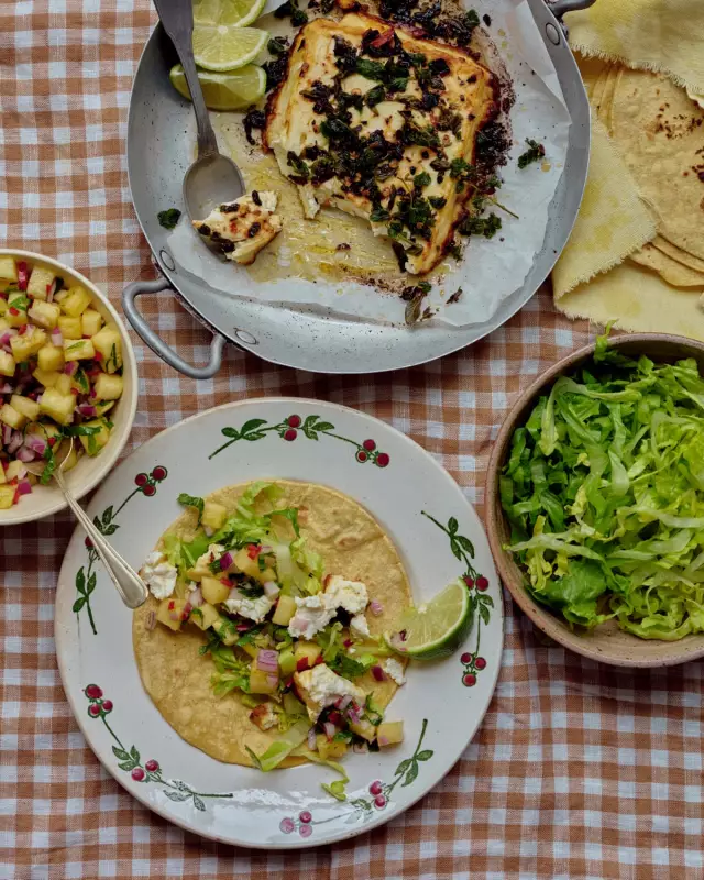 Quick & Easy Baked Feta Tacos with Pink Onion & Pineapple Salsa: A Flavour Explosion!