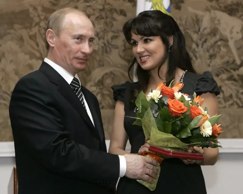 Royal Opera House Faces Calls to Drop Anna Netrebko Over Putin Ties
