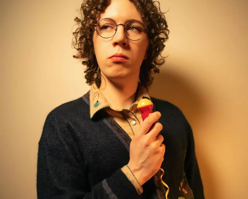 Sam Nicoresti Delivers a Masterclass in Dark Comedy at Edinburgh Fringe