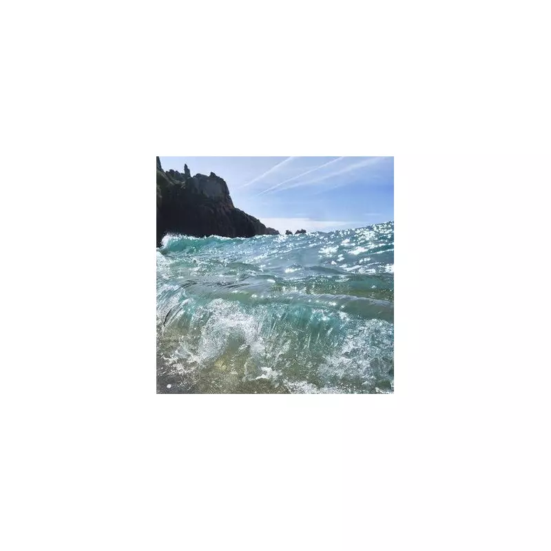 Secret UK Beach With Turquoise Waters Rivals The Maldives & It's Right On Our Doorstep