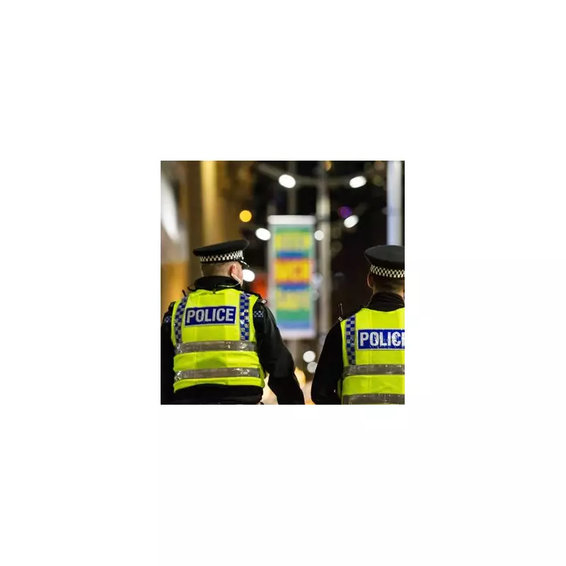 Shocking Videos Show Manchester Revellers Downing Alcohol Straight from the Gutter | Mirror