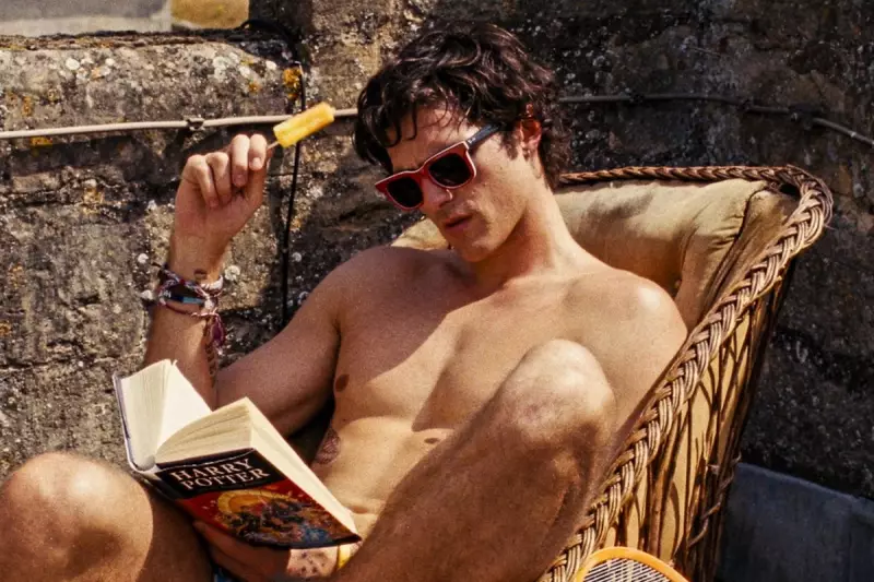 The 'Performative Man' Trend: Are Male Aesthetics Replacing Authenticity? | UK Lifestyle