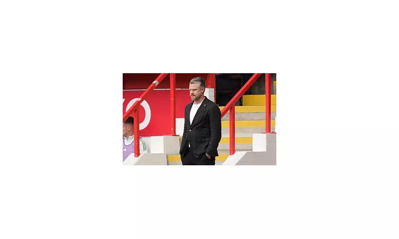 Ton's Torment: How Sir Alex Ferguson's Ghost Haunts Thelin Ahead of Cappielow Clash