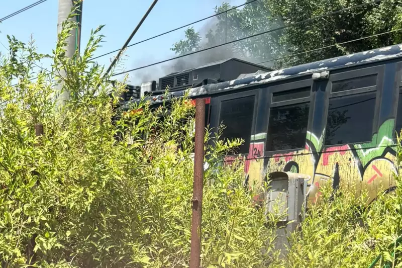 Train Fire in Sorrento: Passengers Evacuated as Blaze Erupts on Popular Tourist Route