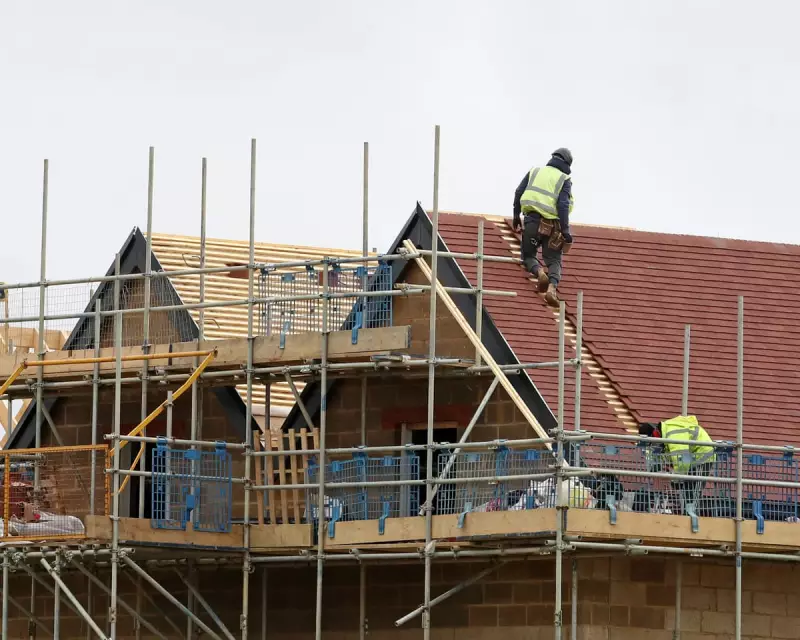 UK Economy Shows Signs of Recovery as GDP Grows in June – Key Insights