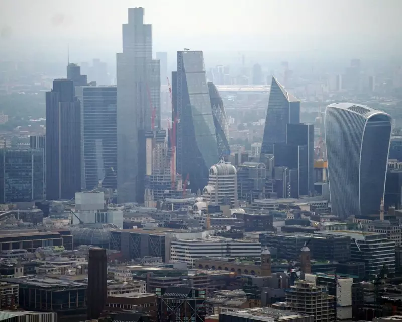 UK Services Sector Confidence Plummets as Costs Soar and Demand Weakens