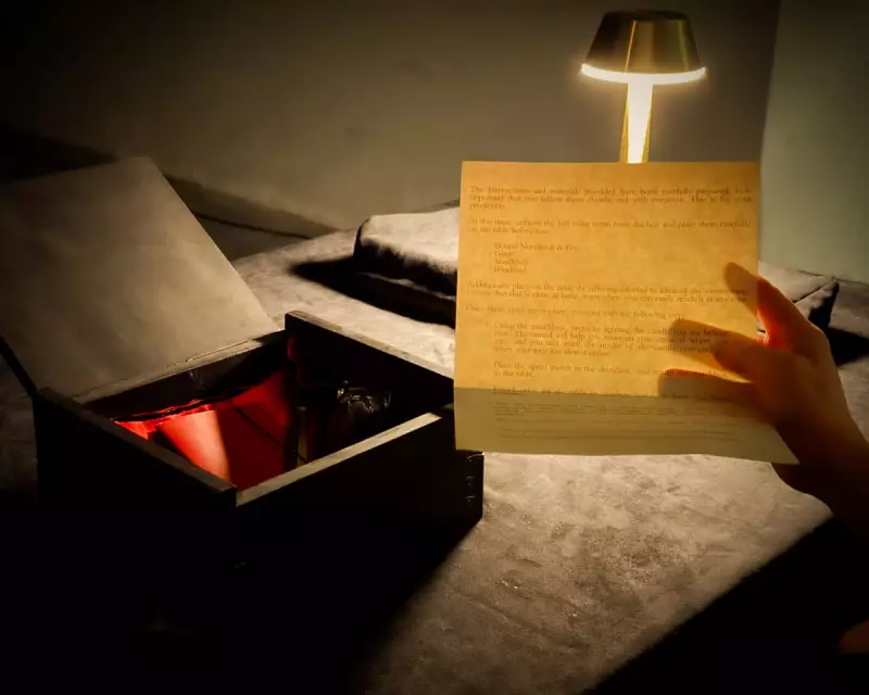 Undersigned Review: A Darkly Comic Triumph at Edinburgh's Underbelly Cowgate