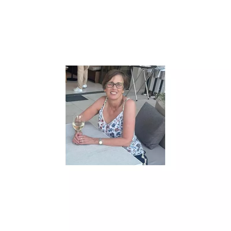 Vinted Side Hustle: How I Make Hundreds Each Month Selling Unwanted Clothes Online