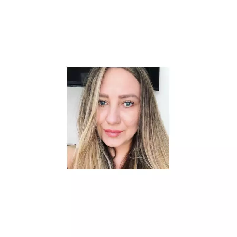 Woman Reveals How Four Simple Words Saved Her From a Travel Scam – Must-Read Advice!