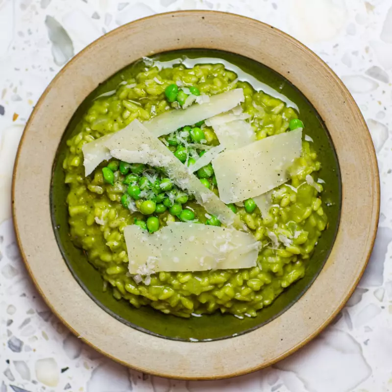 Zero-Waste Kitchen Hack: Transform Empty Pea Pods into a Luxurious Summer Risotto