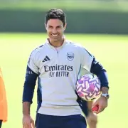 Arsenal Transfer Bombshell: Gunners Plot Triple Defensive Swoop for Hincapie, Kiwior & Martinez