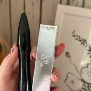 Beauty SOS: Debenhams Slashes 30% Off ALL Mascaras in Must-See Clearance Sale