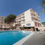 British Tourist in Horror Plunge: Miraculous Survival After 300ft Cliff Fall in Thailand