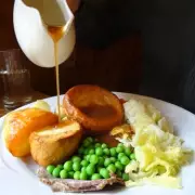 Brit's Roast Dinner Disaster in Thailand Leaves Internet in Stitches