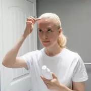 Celebrity Hairstylist Warns Against Sunburn Risks: 'Your Scalp Needs Protection Too!'