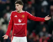 Chelsea and Man Utd Battle for Garnacho & Simons as Transfer Window Heats Up