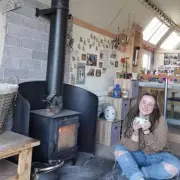 Couple Ditch 9-to-5 to Live Off-Grid in a Tiny Home – Here's How They Did It