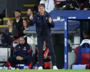 Crystal Palace Vow to Back Oliver Glasner with War Chest After Eze's £60m Arsenal Move