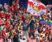 Did MLS Step Into a Political Minefield? MAGA Hats, Anti-ICE Banners, and Fan Backlash