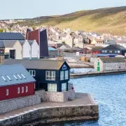 Discover the Hidden Gem of Lindisfarne: A Tiny Island Bursting with History and Charm