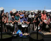 Gaza Starvation Crisis Deepens: Ten Palestinians Perish in 24 Hours as Famine Worsens