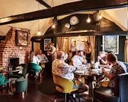 Grace Dent Reviews The Greyhound in Beaconsfield: A Hidden Gem in Buckinghamshire