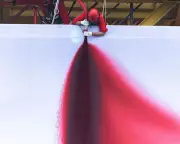 Greenpeace Activists Install Anish Kapoor’s Stunning Artwork on North Sea Gas Rig