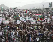 Houthi Forces Storm UN Aid Offices in Sana'a in Brazen Raid | Yemen Crisis Escalates
